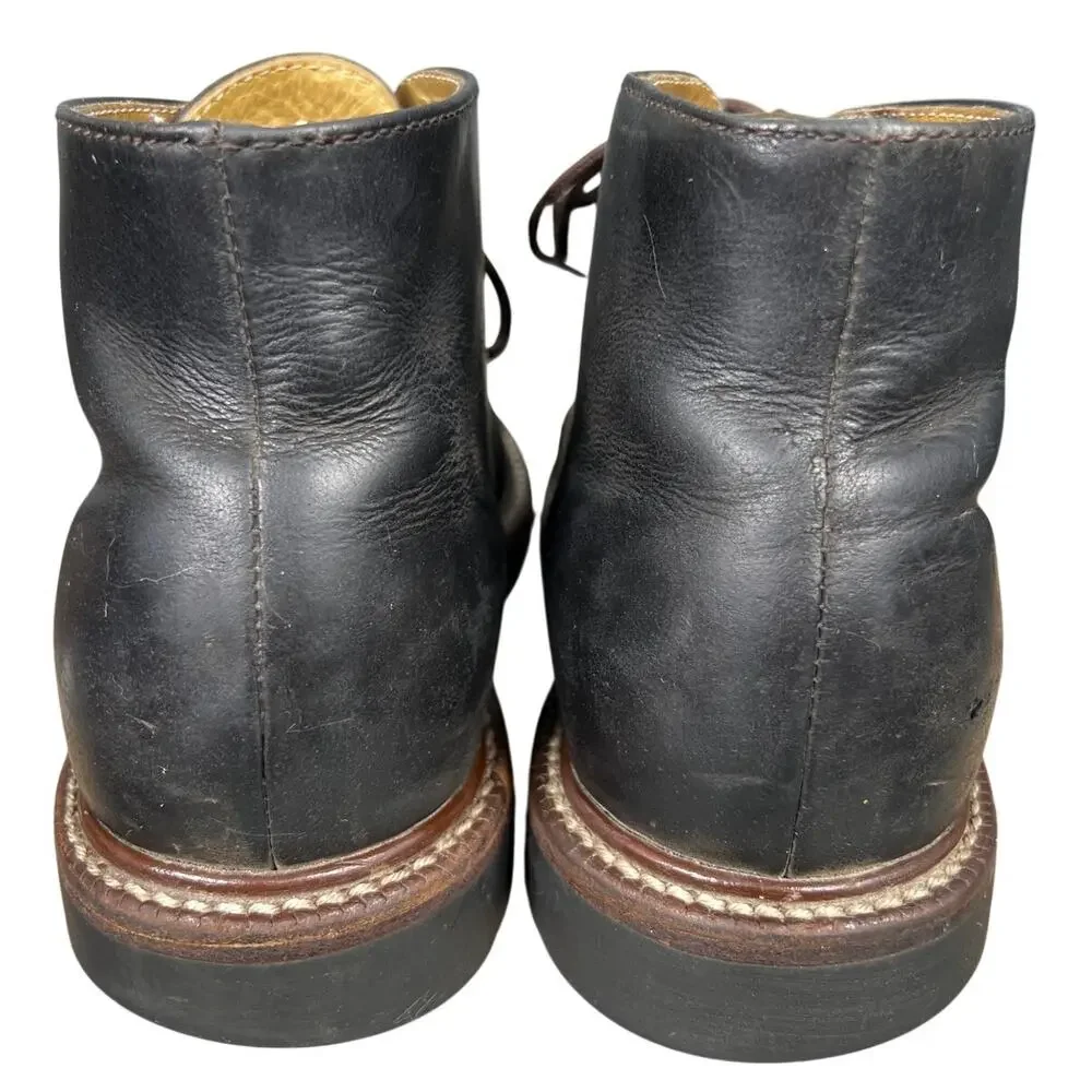 Vintage L.L. Bean Men’s Brown Leather Vibram Sole Chukka Boots Size US 9